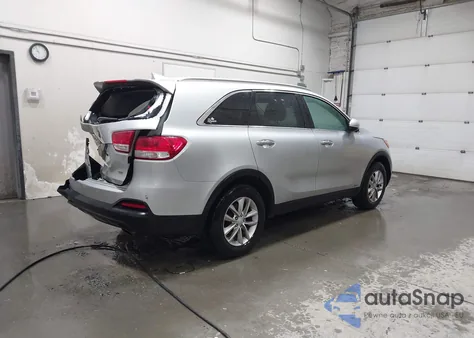 2016 Kia Sorento 2.4L Lx z USA, uszkodzony, nr VIN 5XYPGDA3XGG043680